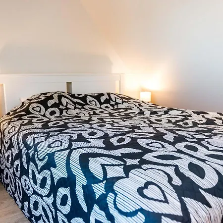 Saulelydzio Apartamentai Kunigiskese Apartament *